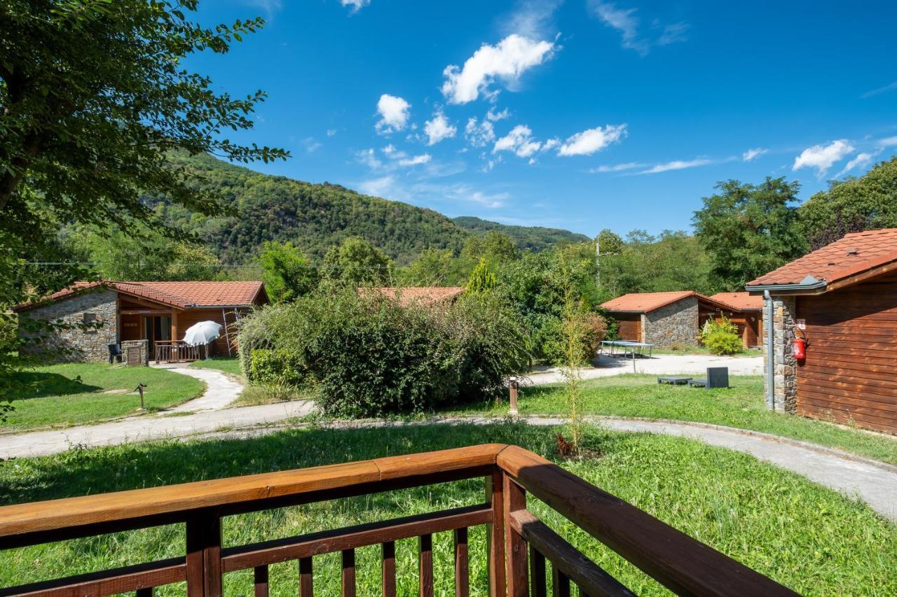 Le Hameau Du Comte De Foix - 11 Chalets En Ariege Mercus-Garrabet Extérieur photo