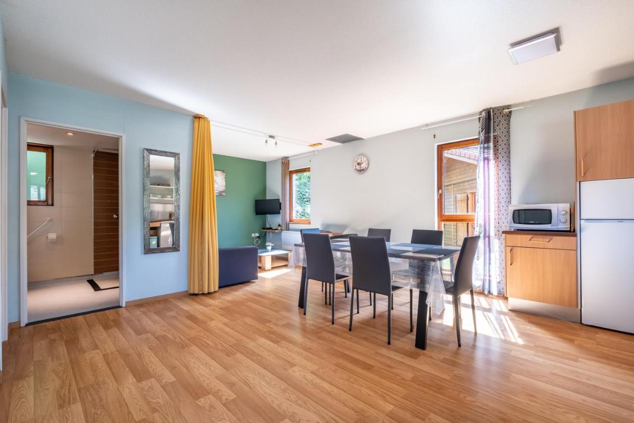 Le Hameau Du Comte De Foix - 11 Chalets En Ariege Mercus-Garrabet Extérieur photo